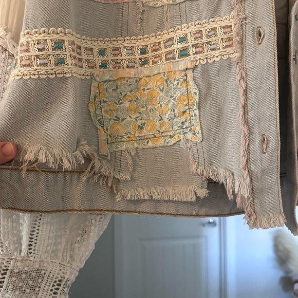 POL Jean and lace jacket - Picture 4 of 9